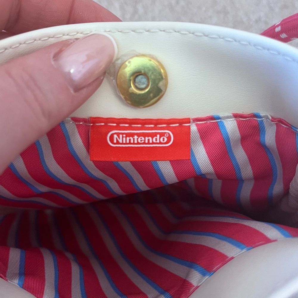 NWT 🤍 Mario/princess Peach bag🤍 - Picture 6 of 6
